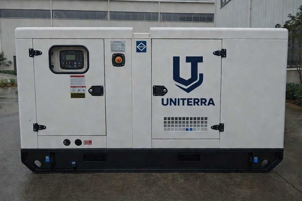 Generator industrial Doosan 180 kVA 144 kW uz intensiv nou cu 5 ani garanție - grup electrogen