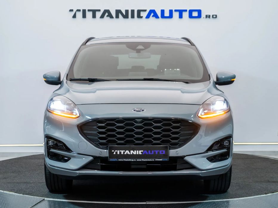 Ford Kuga Ford Kuga PHEV ST-Line • Plug-In Hybrid • Automat • LED • Keyless • Na