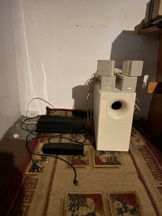 BOSE Acoustimass® 5 Series III + Soundtouch SA4