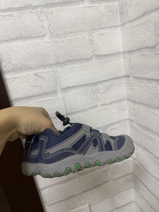 Кроссовки детские на мальчика