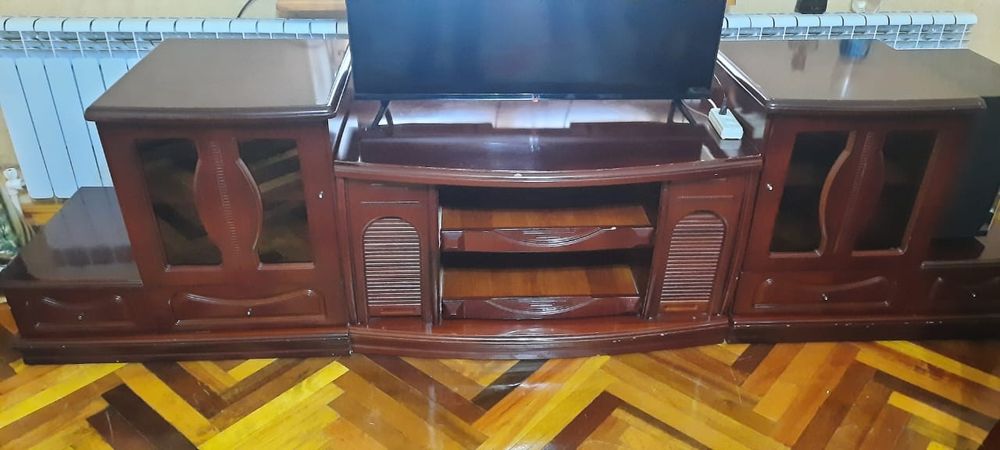 Тумба под телевизор