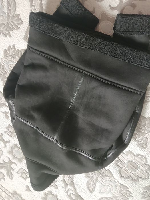 Продам женскую куртку.