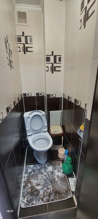 Продам квартиру 2 ком в Жилянке