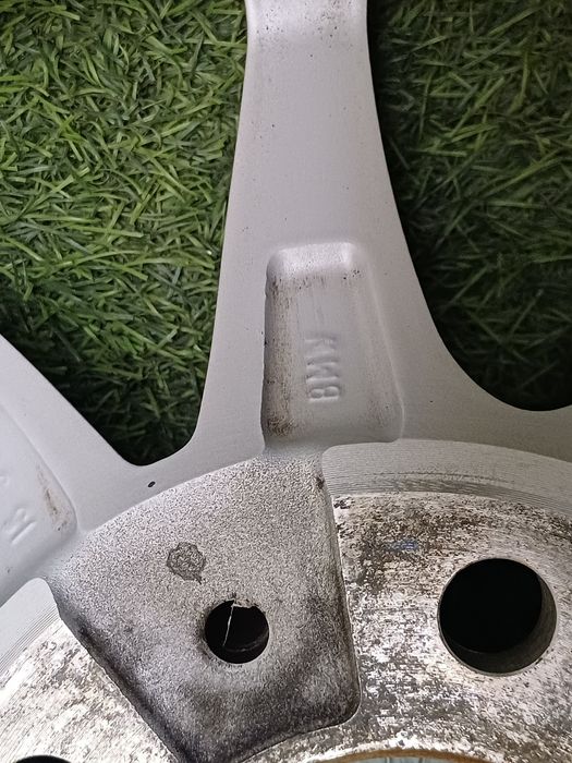 Диски R16 5x120 на BMW.
