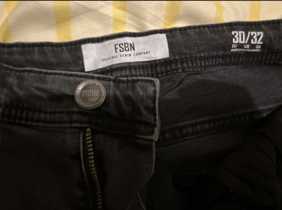 Blugi skinny negri in stare perfecta