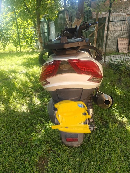 Vând scuter Kymco Myroad