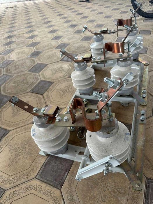 Медный Разъединитель РЛНД
400А НОВЫЙ