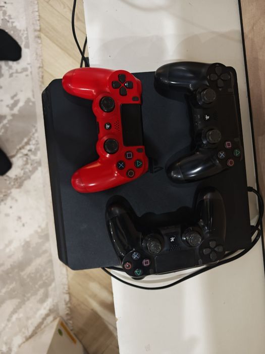 PS4 SLIM продается
