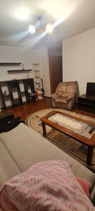 Inchiriez apartament 2 camere  Delavrancea