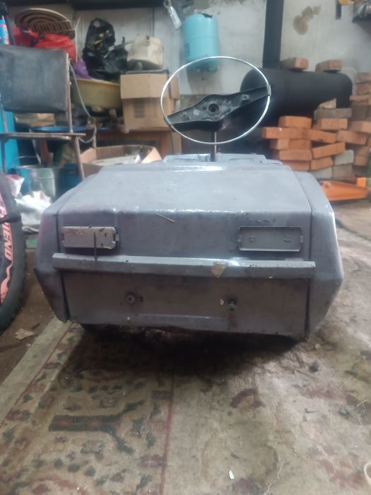 Продам педальную машинку ссср радуга