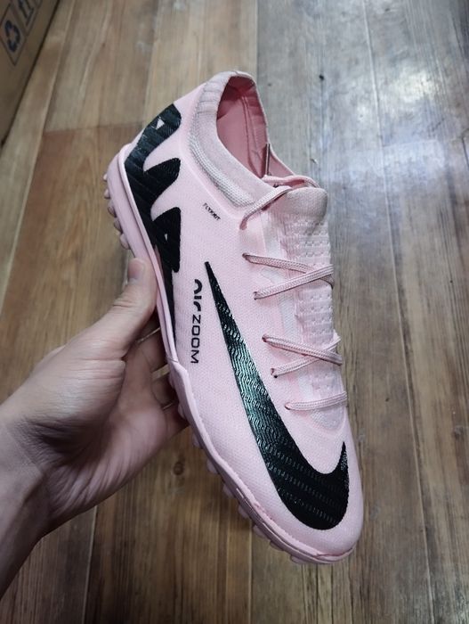 Футбольная обувь