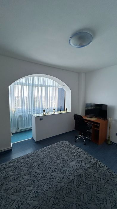 Închiriere apartament cu 3 camere ,zona Nord-Ploiești