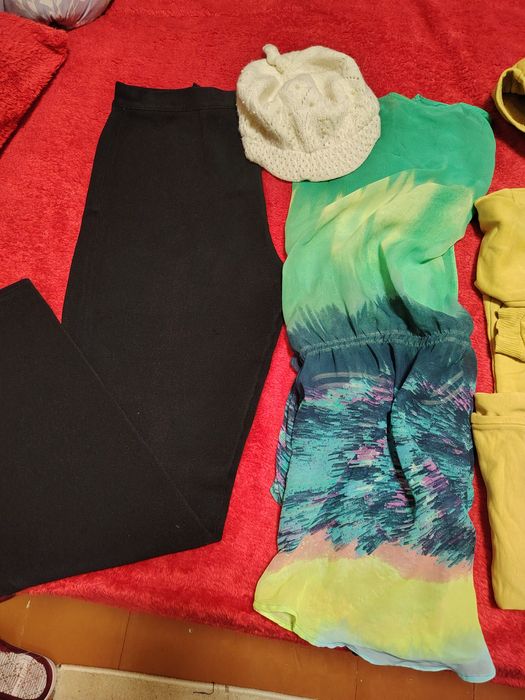 Одежда б/у бесплатно.