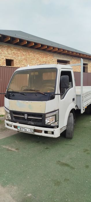 JBC грузовой автомобиль