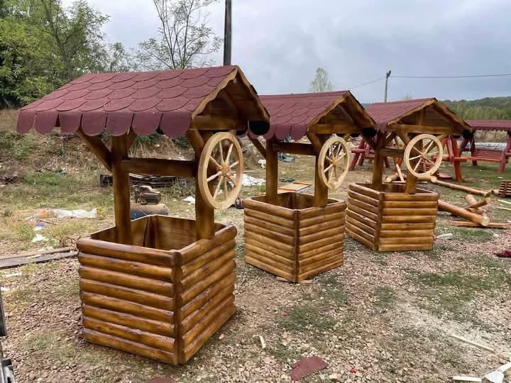 Mobilier pentru exterior din lemn tratat