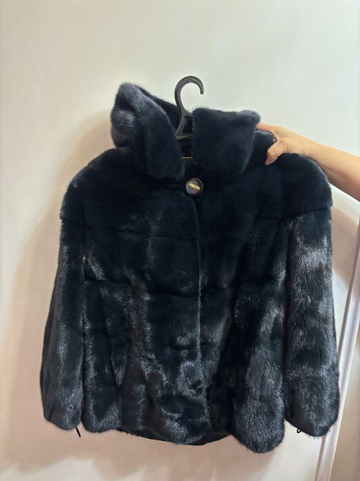 продается норковая шуба изумрудный цвет