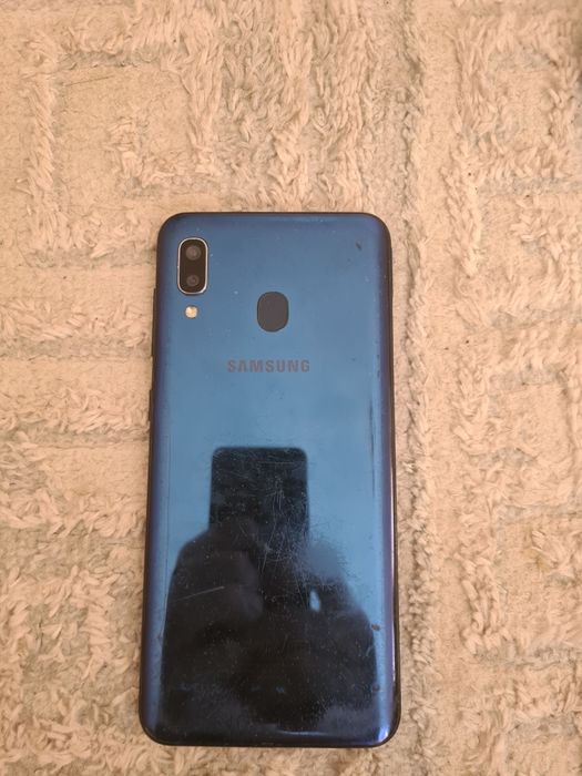 Samsung A20 сатылады