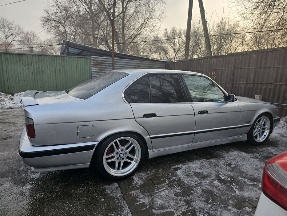 Продам BMW E34 рестайлинг