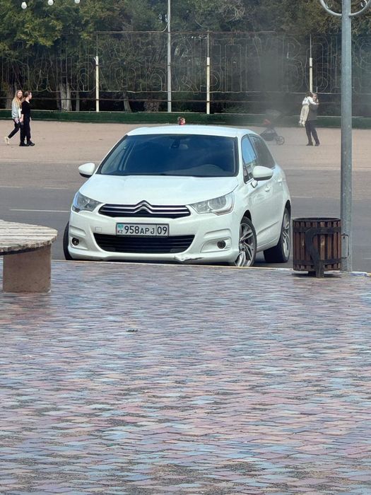 Продам машина  Citroen c4