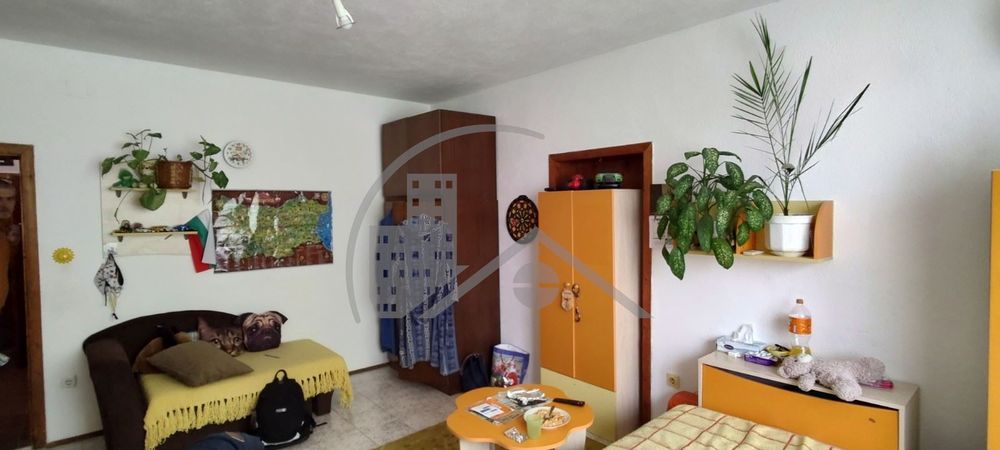 Продава се Многостаен апартамент в с. Тополи, Област Варна - 240 кв.м за 834 €/кв.м - Снимка #6