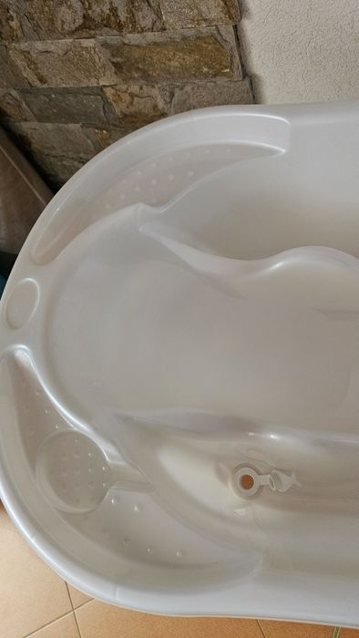 Бебешка вана със стойка