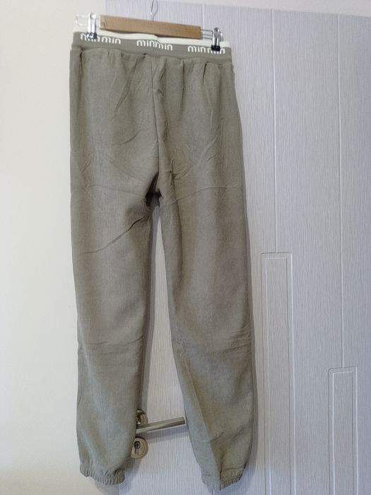 Страхотни спортни джинси