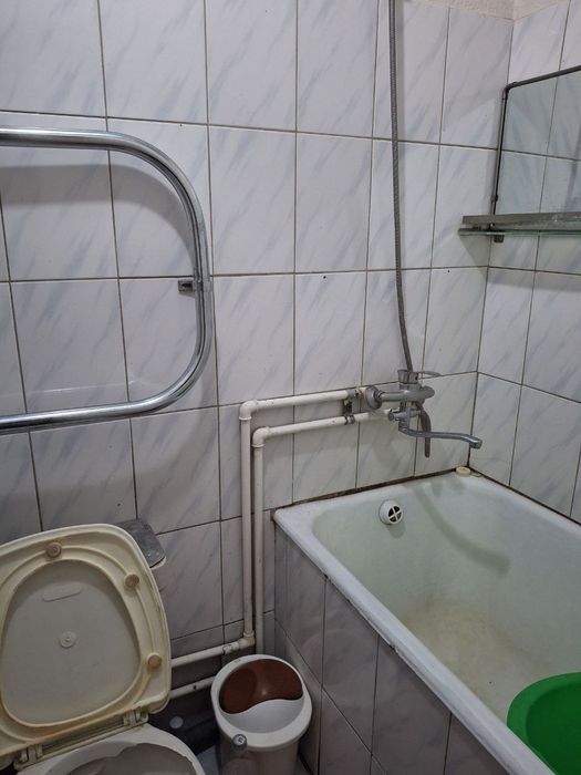 Srochna 1 Xona 2 Xona Qilingan Kvartira Ijaraga Topshiriladi. Oila