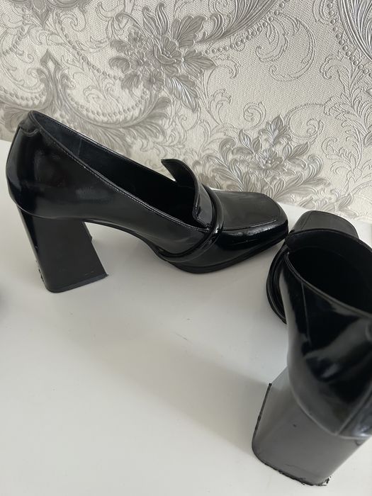 Женские туфли 39 размера