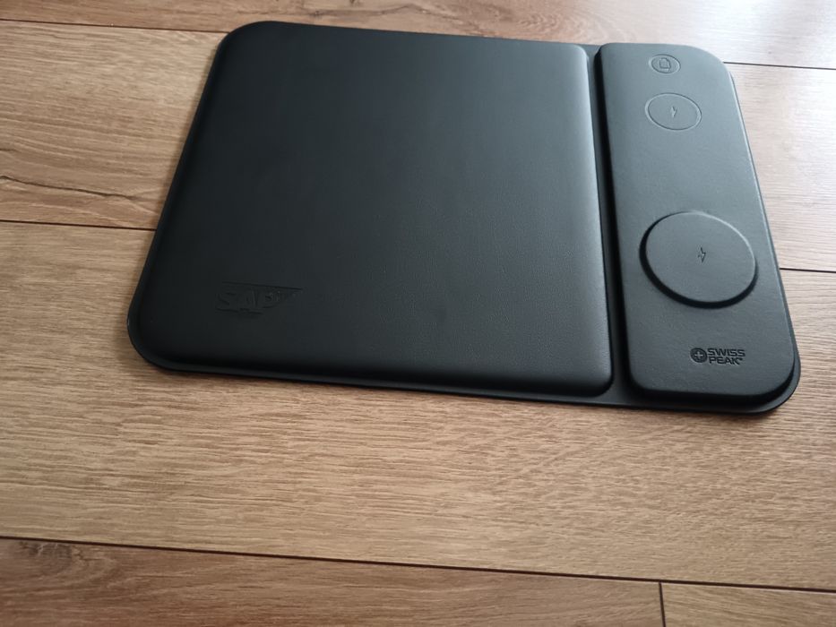 Swiss peak wireless charger  +  mouse pad 15 W
