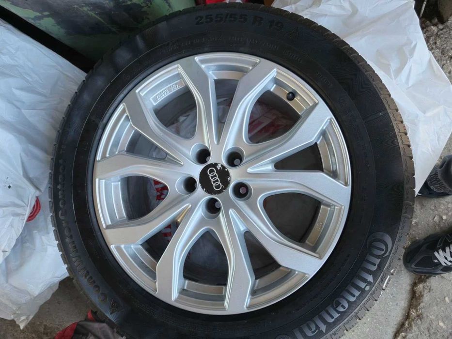 Джанти с гуми Continental за Ауди