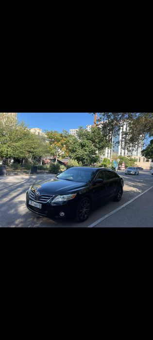 Продам Тойоту Камри 45
