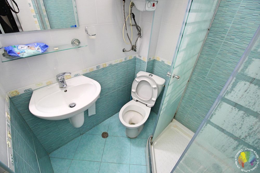 Дава се под наем Двустаен апартамент в Бургас, Център - 60 кв.м за 408 € - Снимка #8