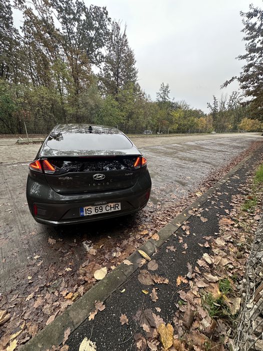 HYUNDAI Ioniq 2021 — imagine 4