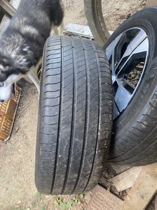 2 buc Volvo + cauciucuri vara 215/55/18 Michelin