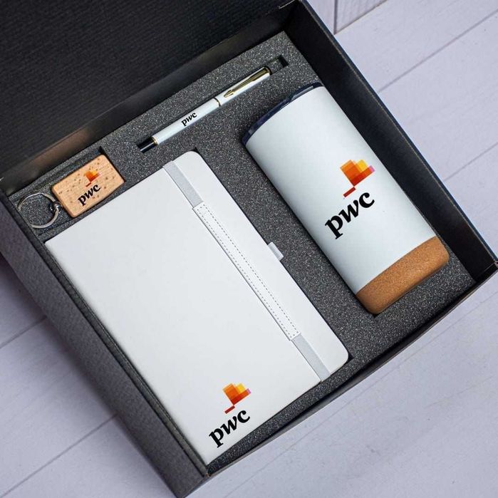 Флешки и аксессуары Корпоративные наборы Термокружки и бутылки