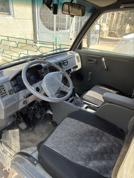 Damas 2014-yil qaymoq rang