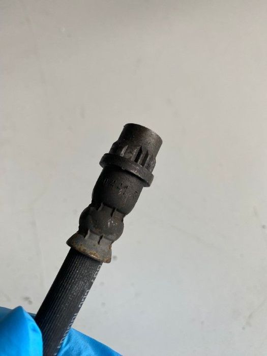 Furtun de etrier dreapta fata VOLVO XC90 2016 31400441 31658931