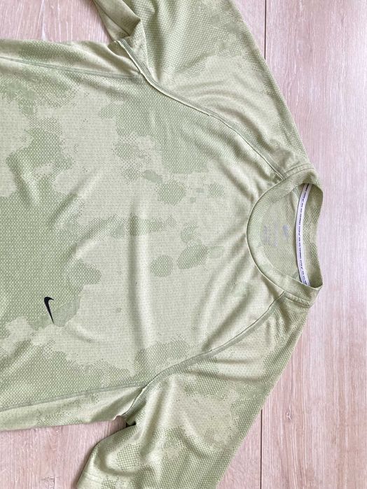 Найк Nike Axis Performance System Dri-FIT ADV APS мъжка тениска S