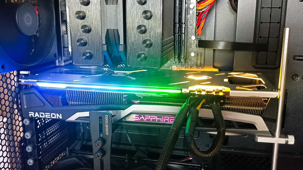 Видеокарта Sapphire RX 6800 16Gb NITRO+