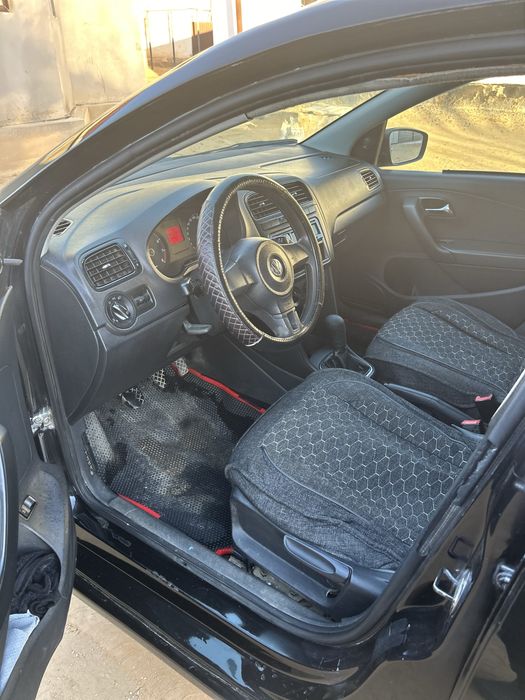 Volkswagen Polo седан 2011 год