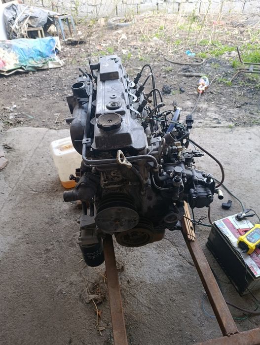 Двигатель 4М40 делика,коробка