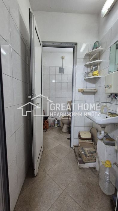 Продава се Гараж / Паркомясто в Търговище, Вароша - 61 кв.м за 878 €/кв.м - Снимка #2