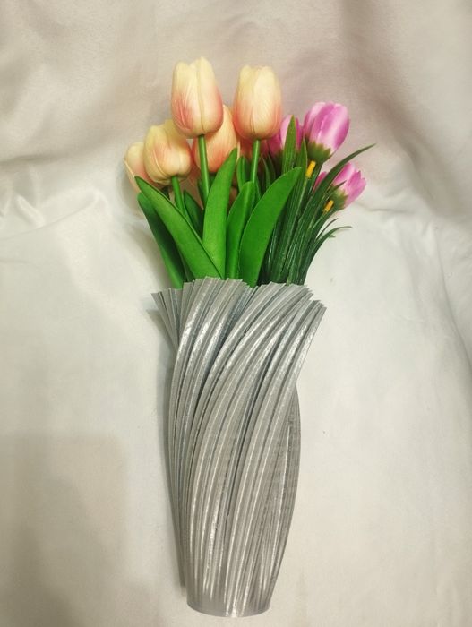 Gulli Dekorativ Vaza / Декоративная Ваза с Цветами