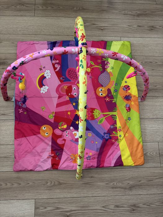 Килимче за бебето