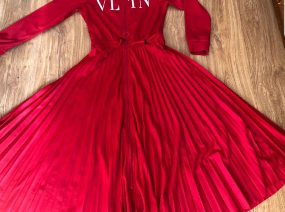 Valentino спортна рокля S/M