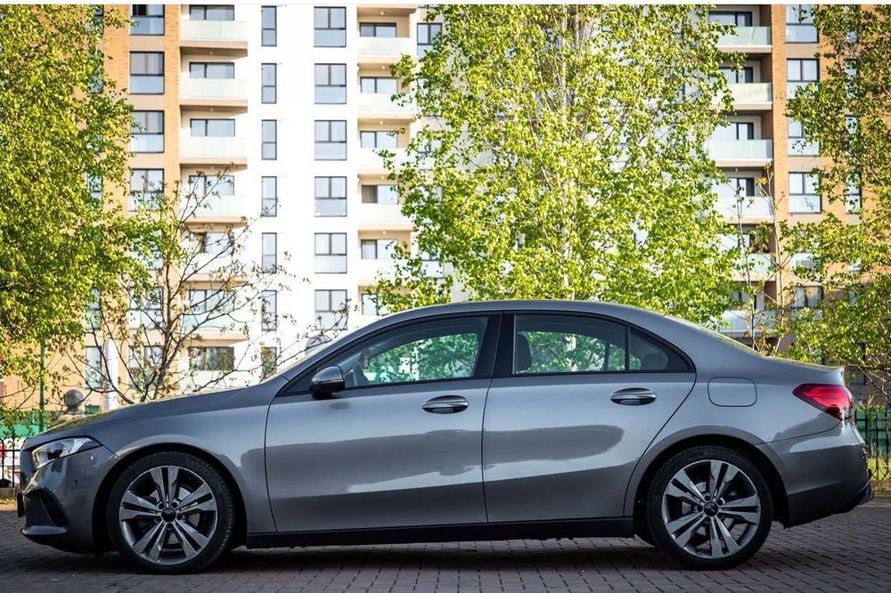 Mercedes-Benz A 180 Mercedes A class sedan. An 2019. Km 144.000 reali. Proprietar
