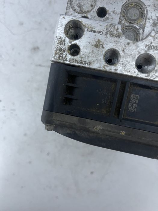 Pompa ABS Audi A8 4H 3.0 4H0614517B an 10-2016 4H0907379B