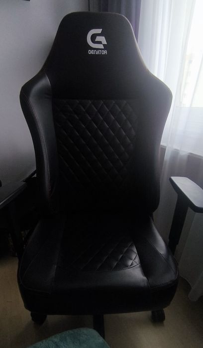 Scaun gaming utilizat