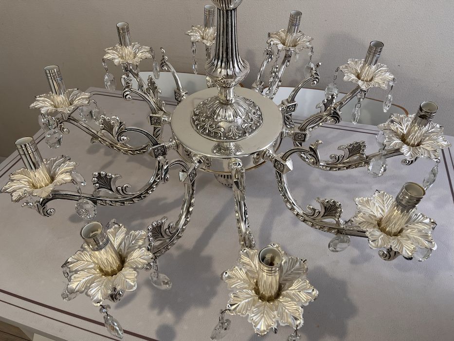 Люстра десятирожковая