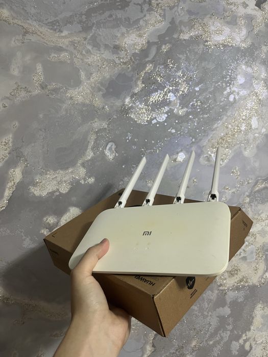 Продаю роутер Xiaomi A4